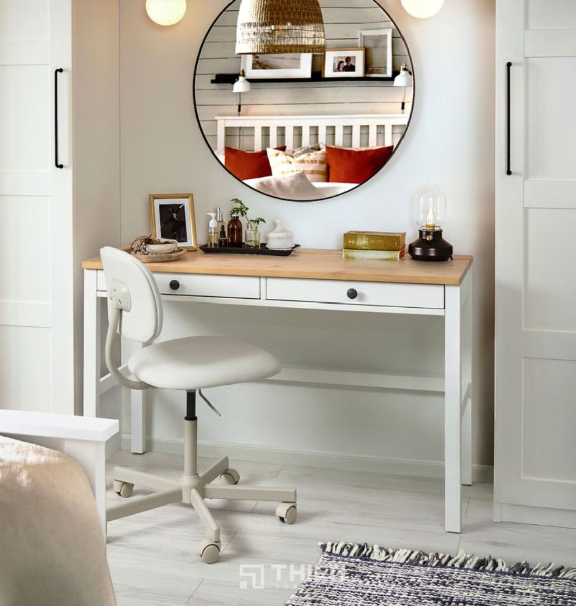 Bàn làm việc IKEA
