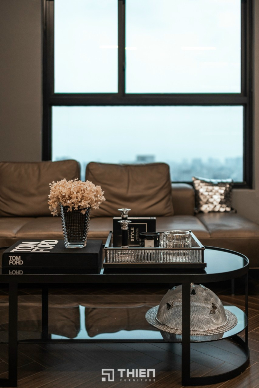 Căn Hộ Độc Bản Với Thiết Kế All Black Cá Tính & Tinh Tế